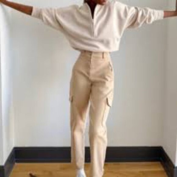 NWT Aritzia Wilfred Free Modern Cargo Pant High-waisted pants Beige Size 10 - Picture 4 of 10
